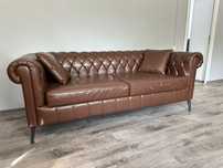 Стильный кожаный диван Chesterfield