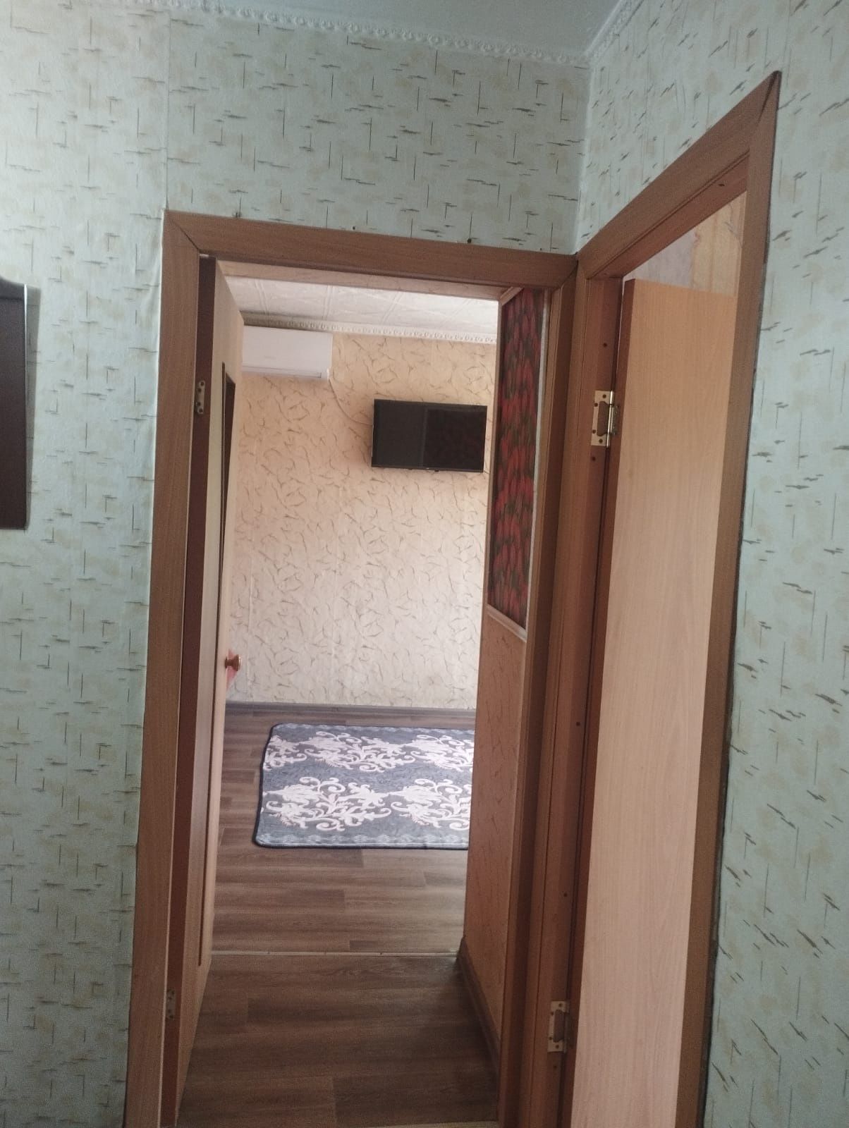 Сдам 2х комнатную квартиру на длительный срок по улице Добролюбова 31.