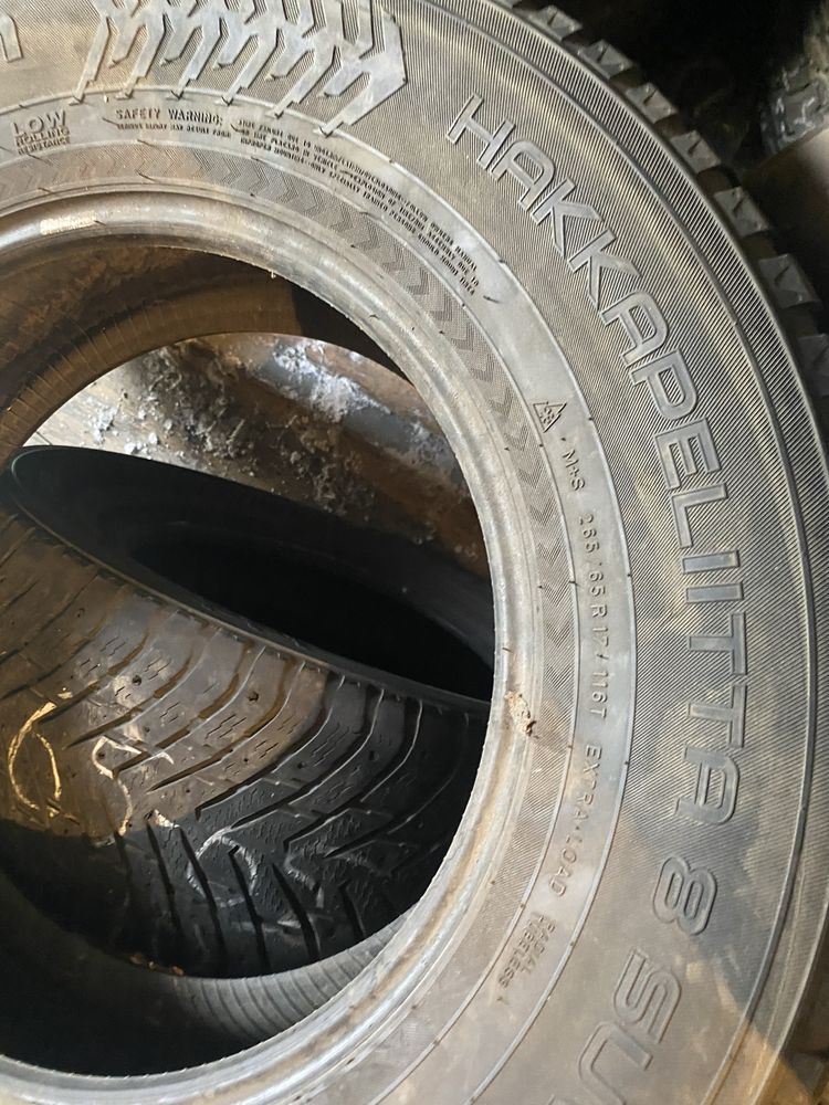 На 17  265/65 Нокия 2 шт в нал