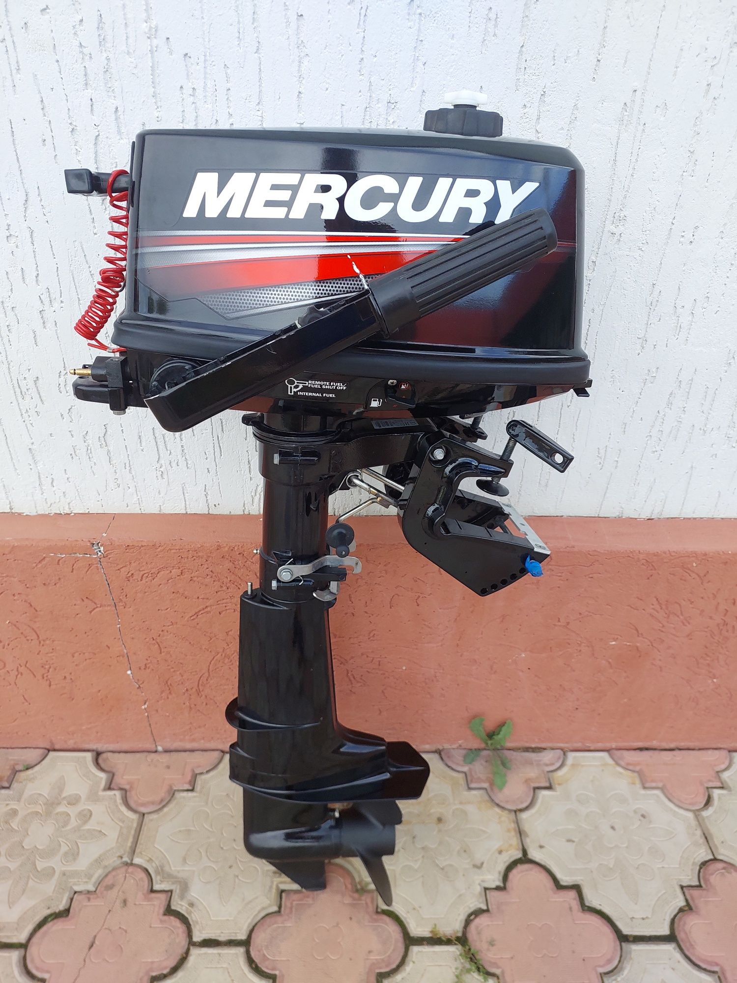 Лодочный мотор Mercury 5