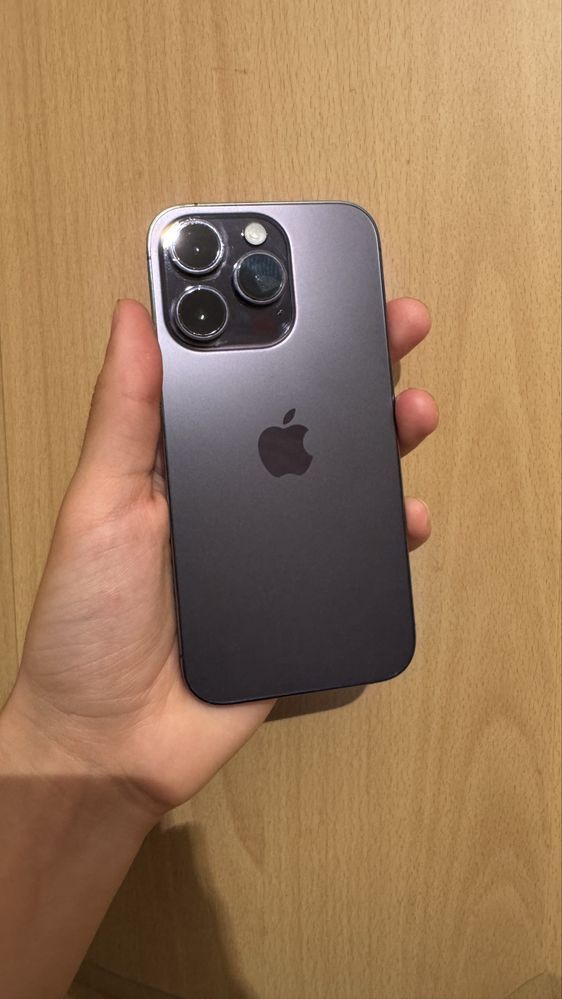 Продам iPhone 14 Pro