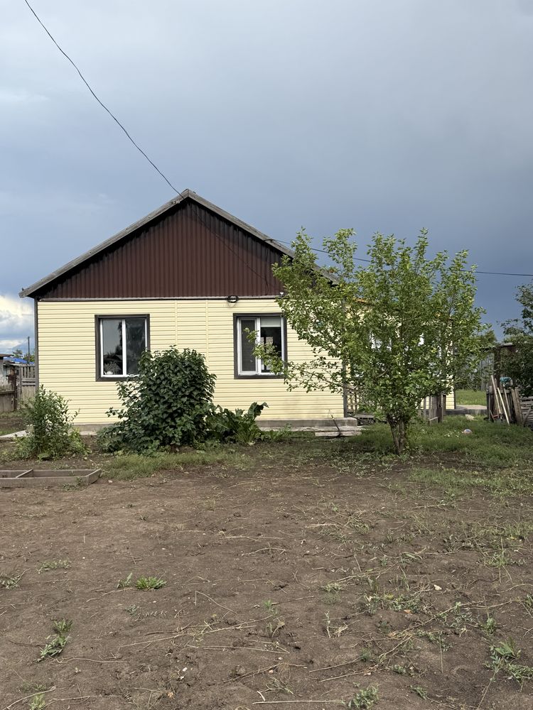 Продам дом в Шортандинском районе , село Петровка