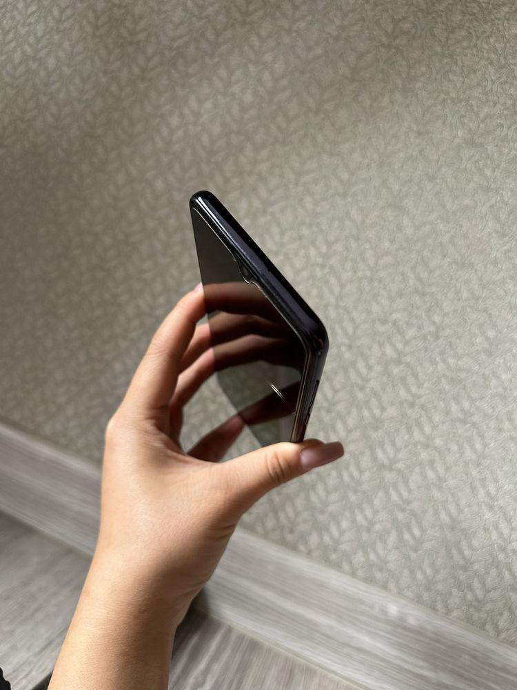 Продам телефон A31 samsung