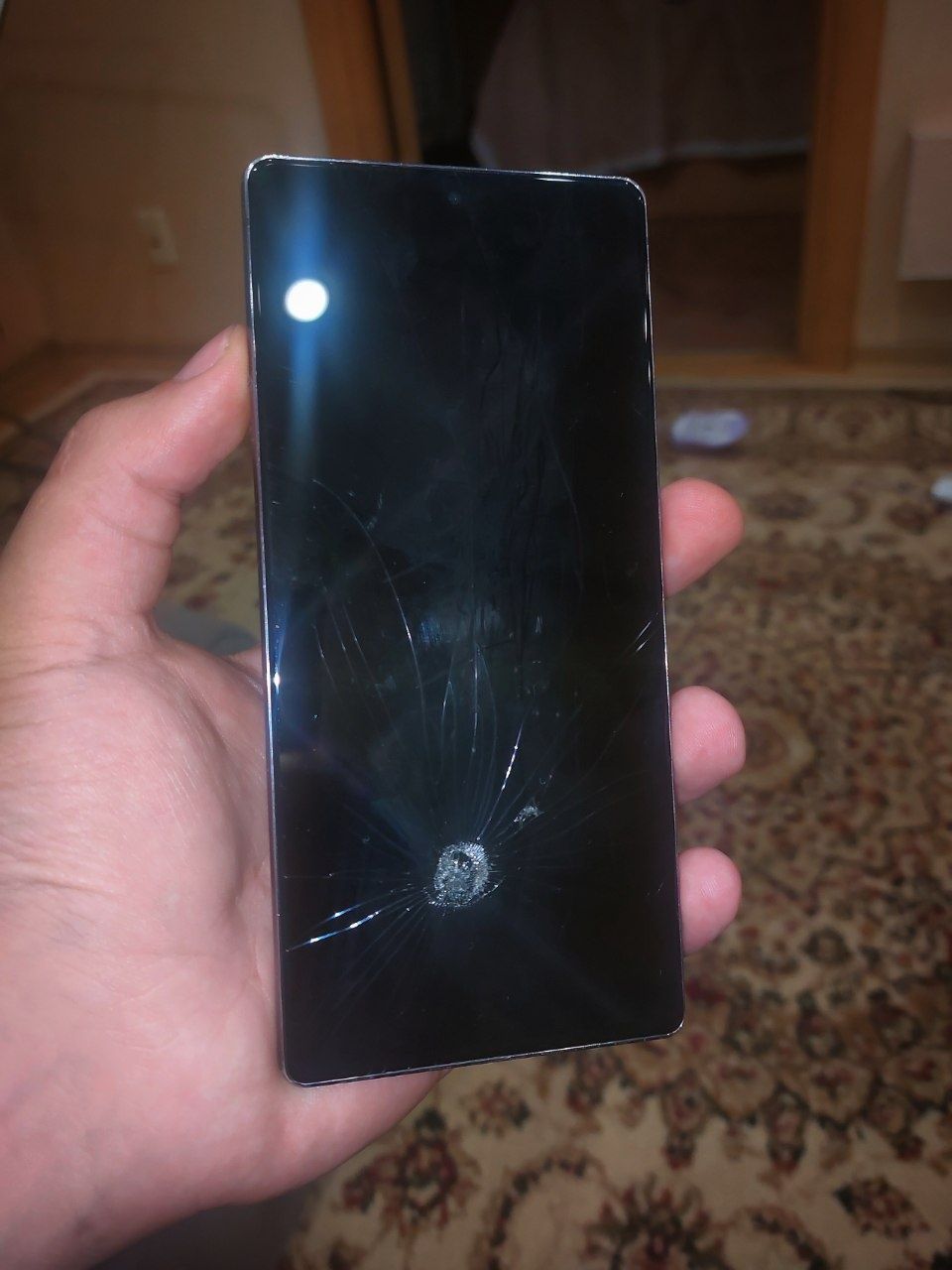 Galaxy Note 20 8/256 с дефектом