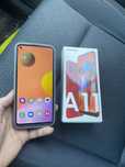 Samsung a11 почти новый телефон