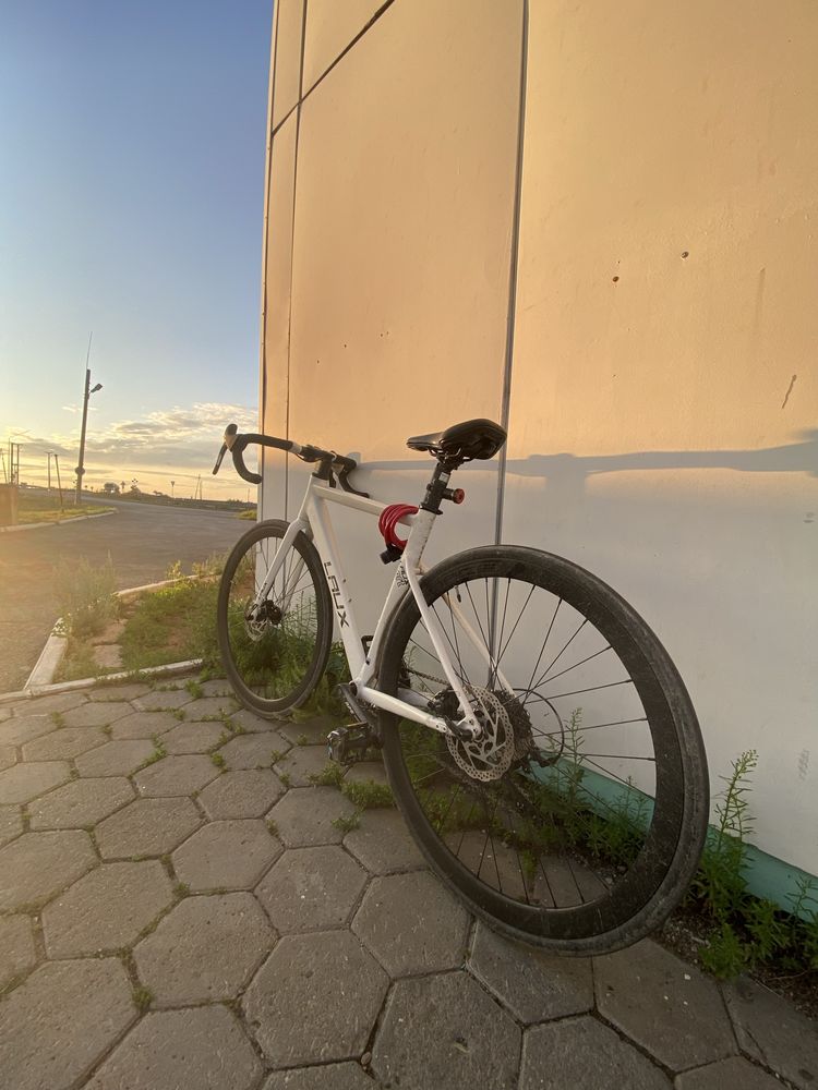 Продам велосипед LAUX