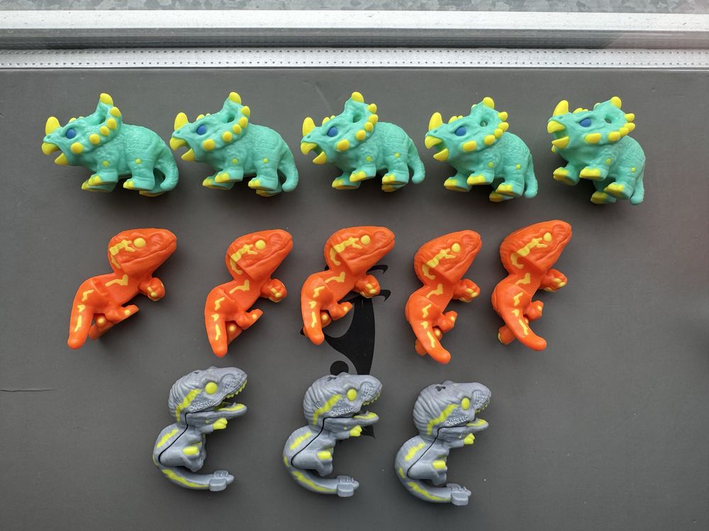 Динозавры Kinder Joy