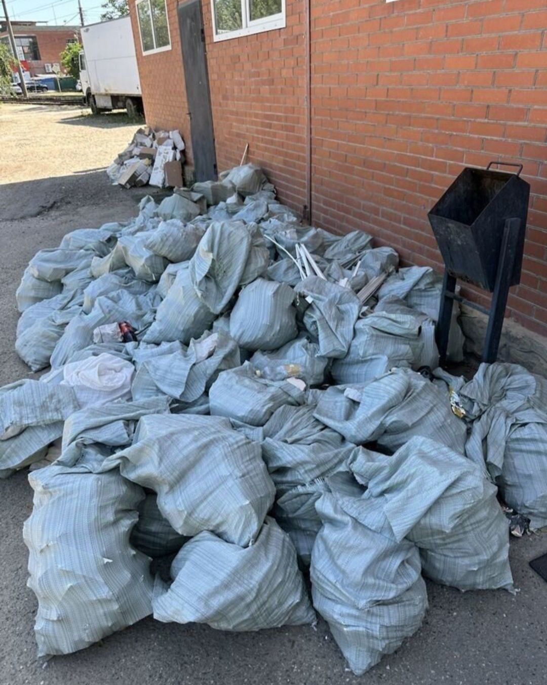 Вывоз мусора. Демонтаж
