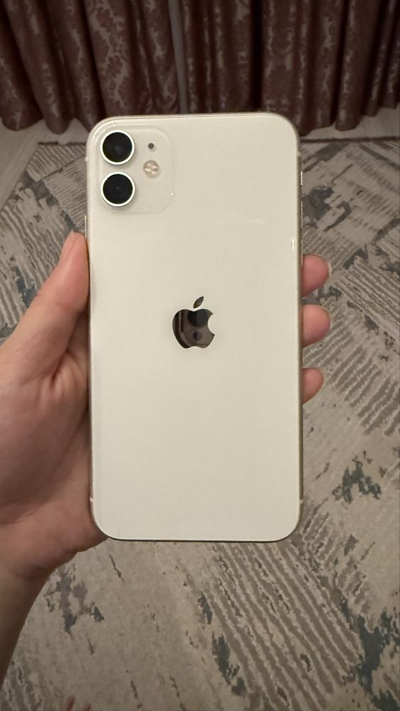 Продам iphone 11