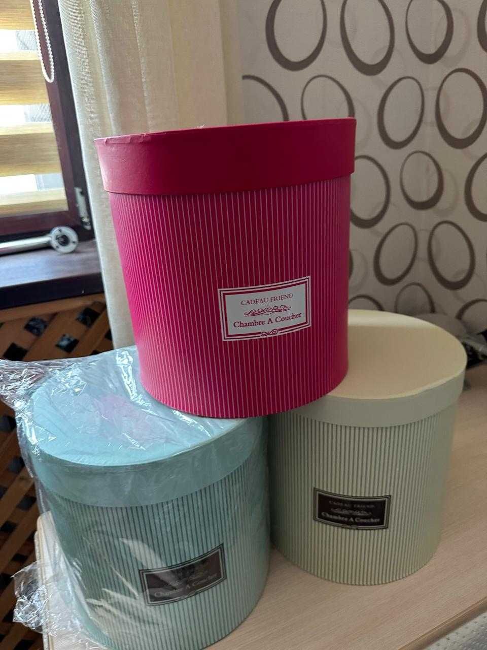 Продам подарочные коробки, бумаги, корзины.