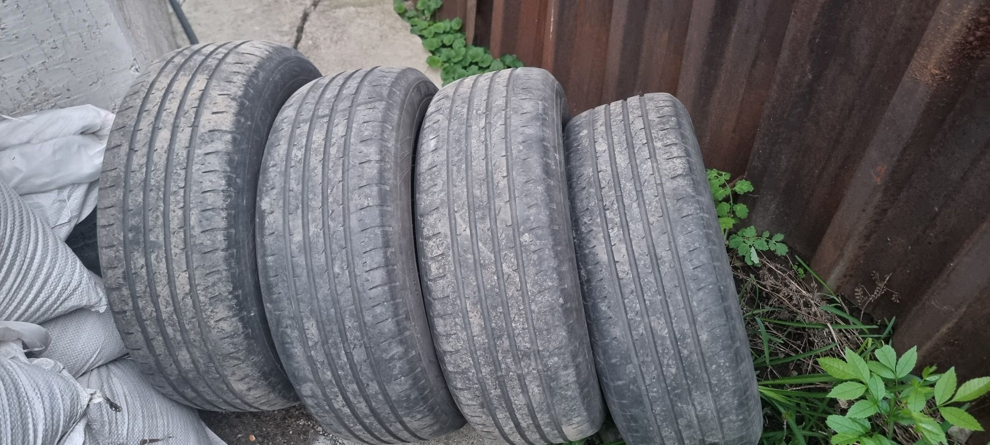 Комплект шин б/у Maxxis Premitra S 205/60 R16