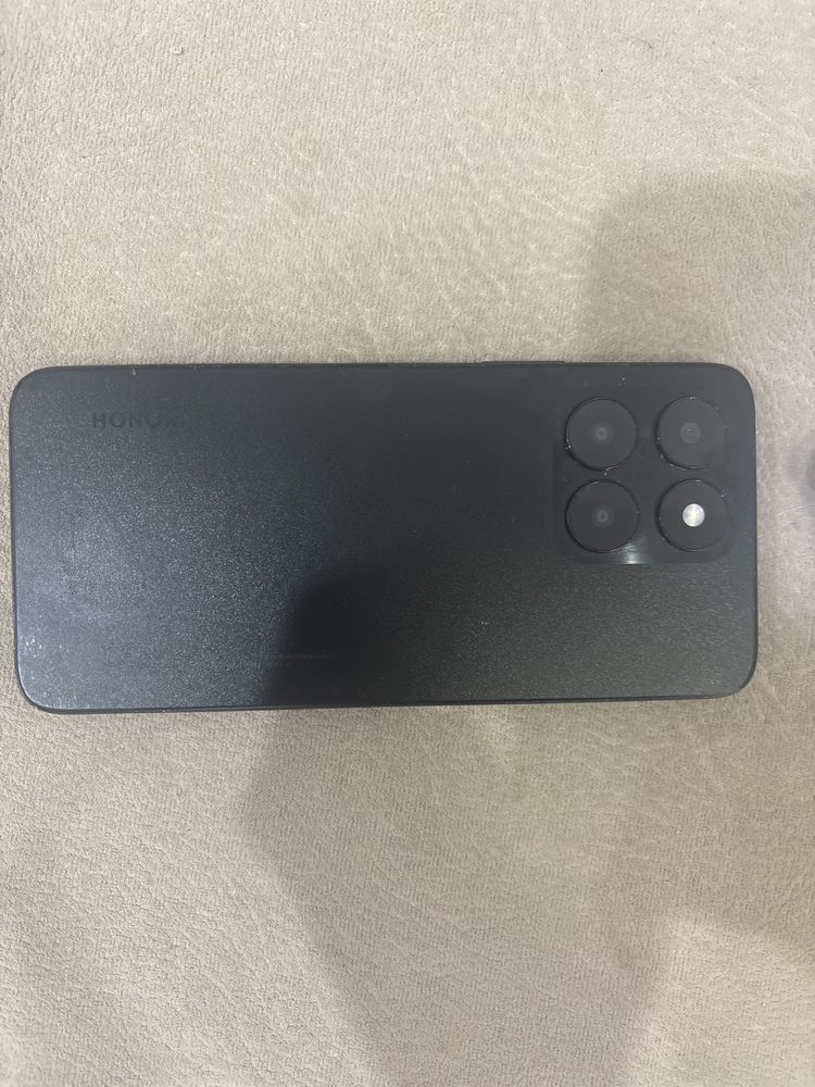 Honor x6a в отличном состояние