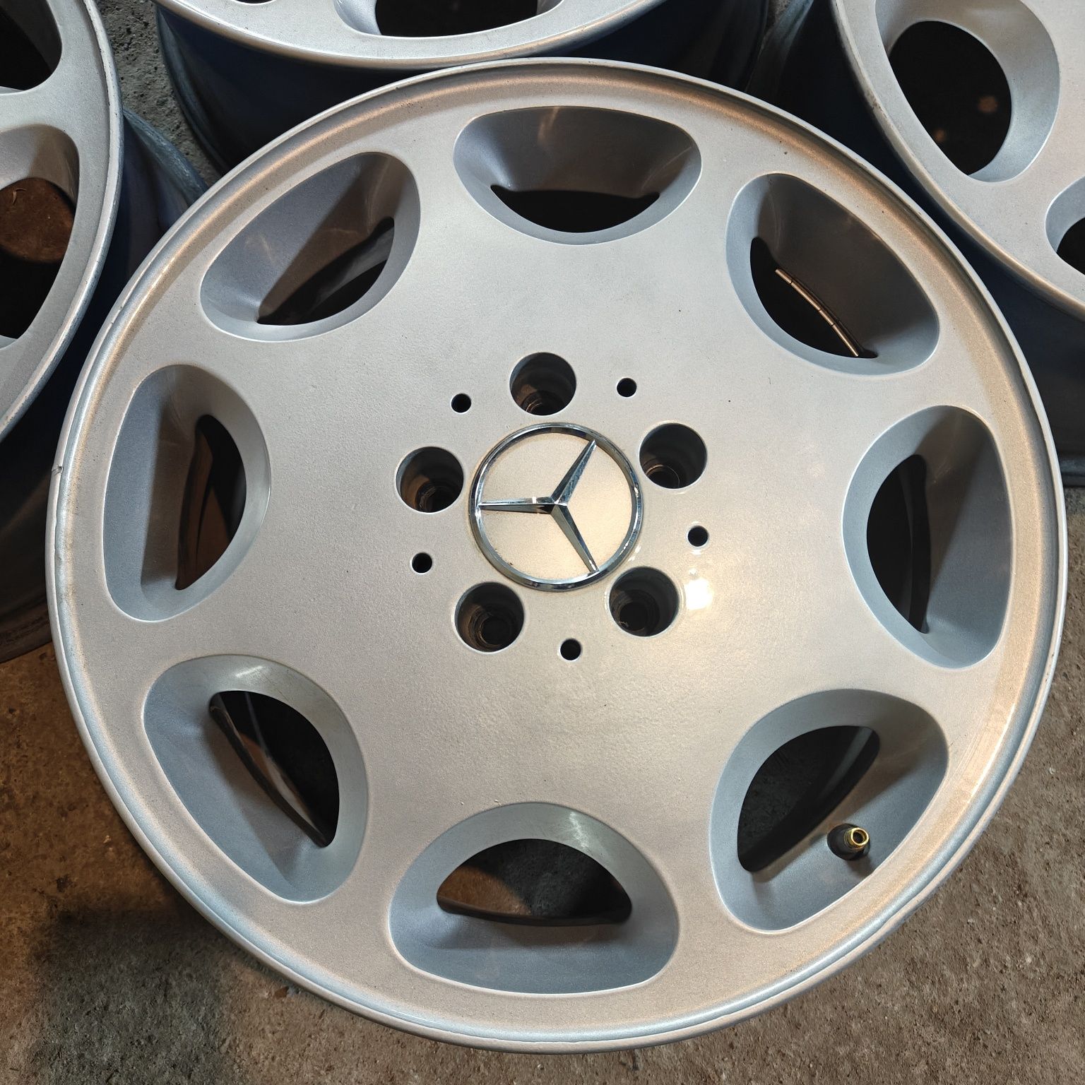 R16 PCD 5* 112 Комплект оригинальных легкосплавных дисков