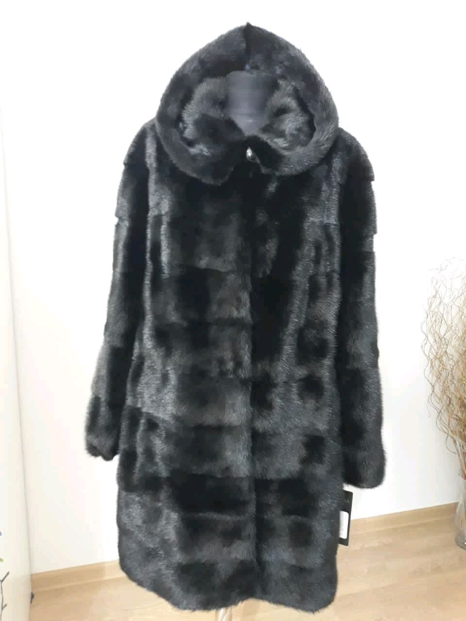 Продам шубу  норка, нутрии, мутон