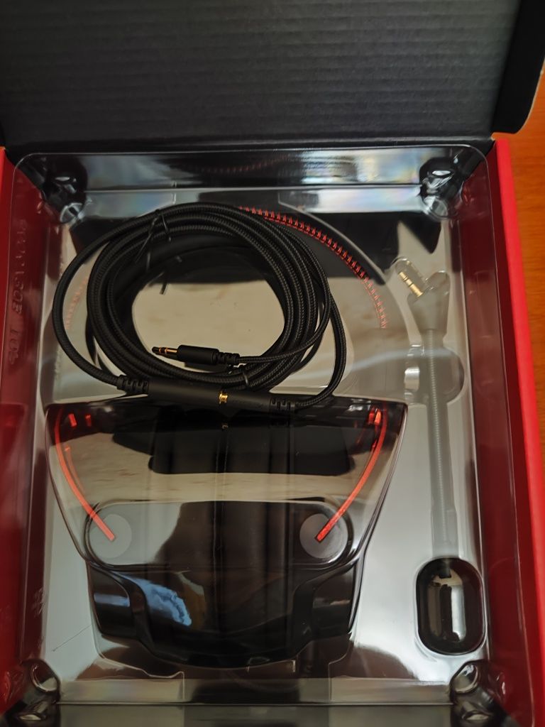Наушники HyperX cloud Alpha