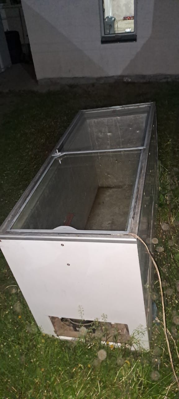 Морозильник 400л.  Срочно 60000₸
