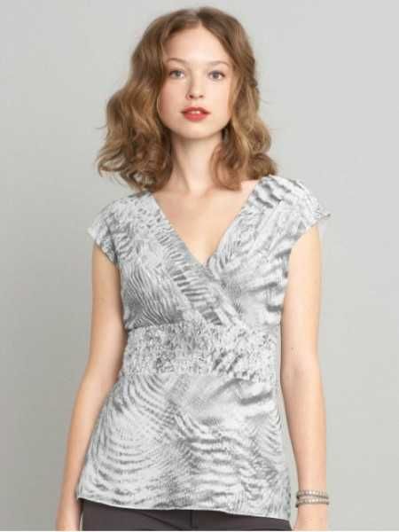 Новый топ принтованный Banana Republic