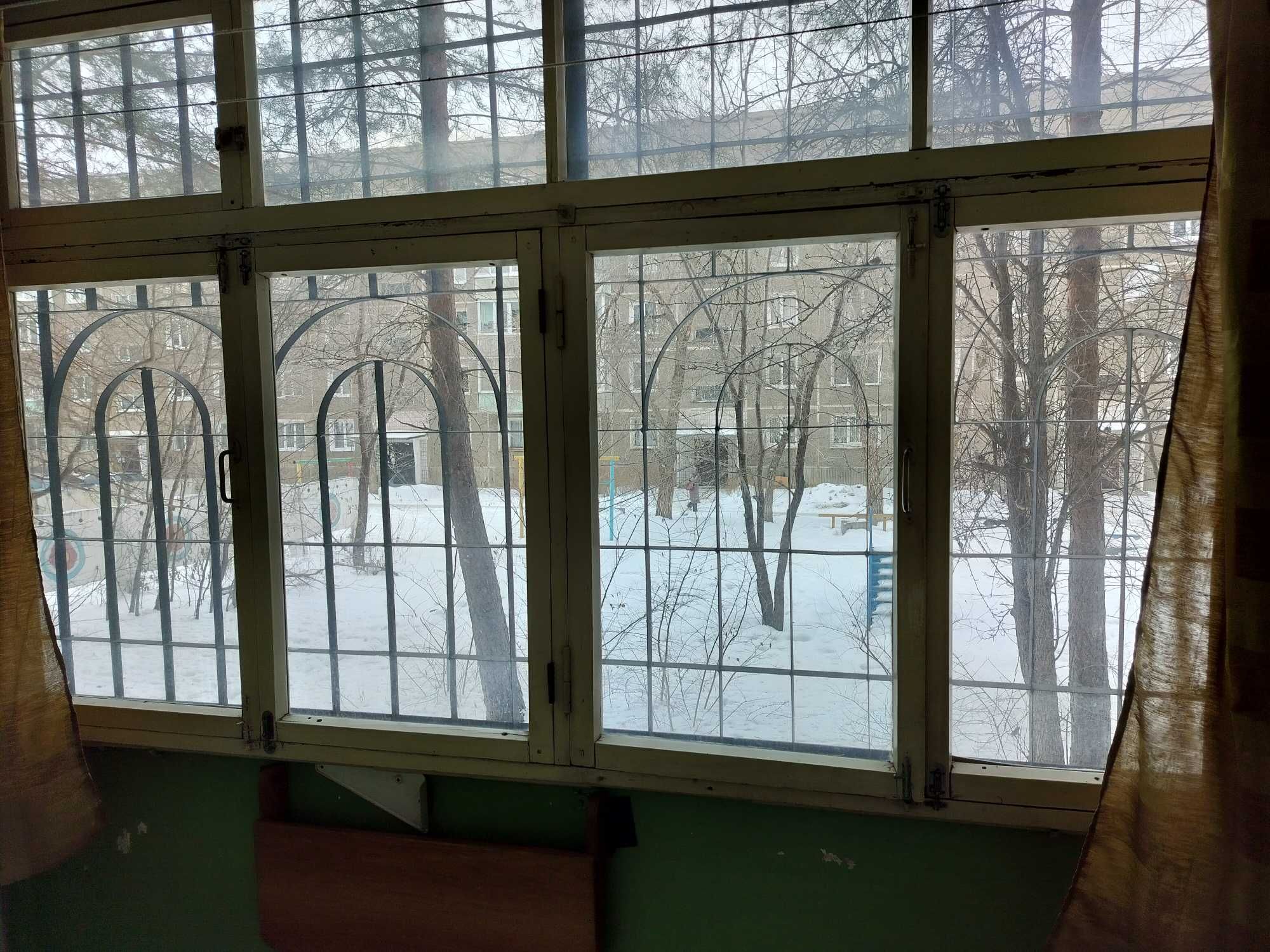 3х комнатная квартира район КШТ, Утепова,23