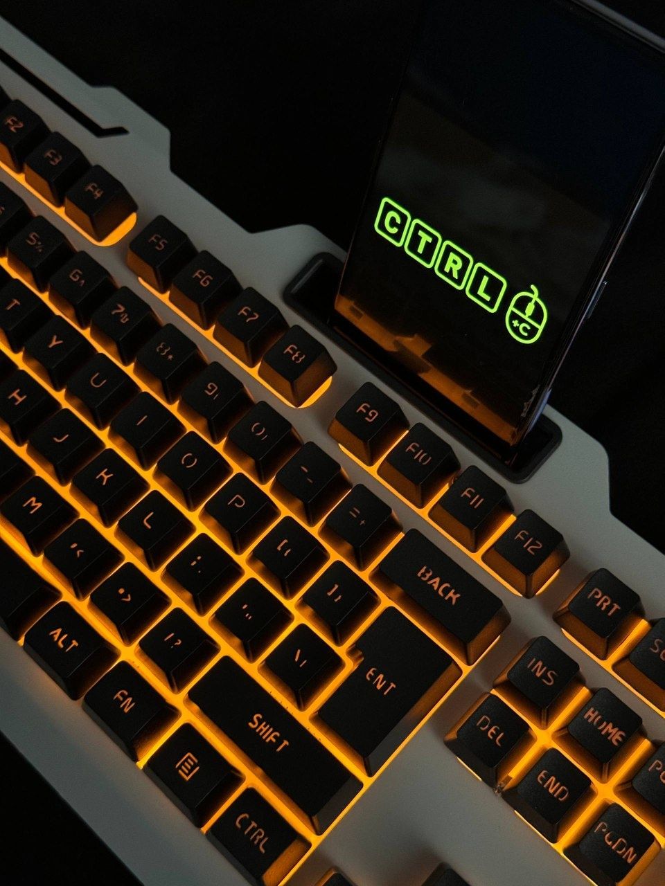 Игровая клавиатура GX810