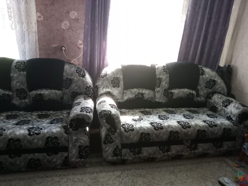 Продам диван тройку