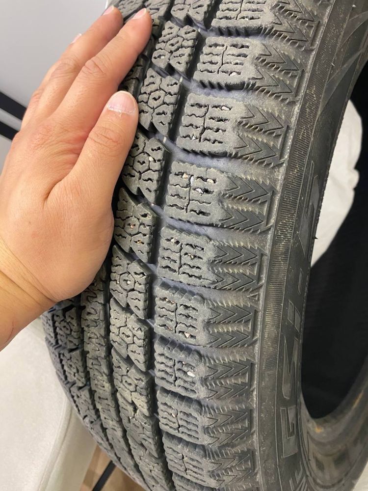 Продам Зимние шины Toyo липучка R15/185/65
