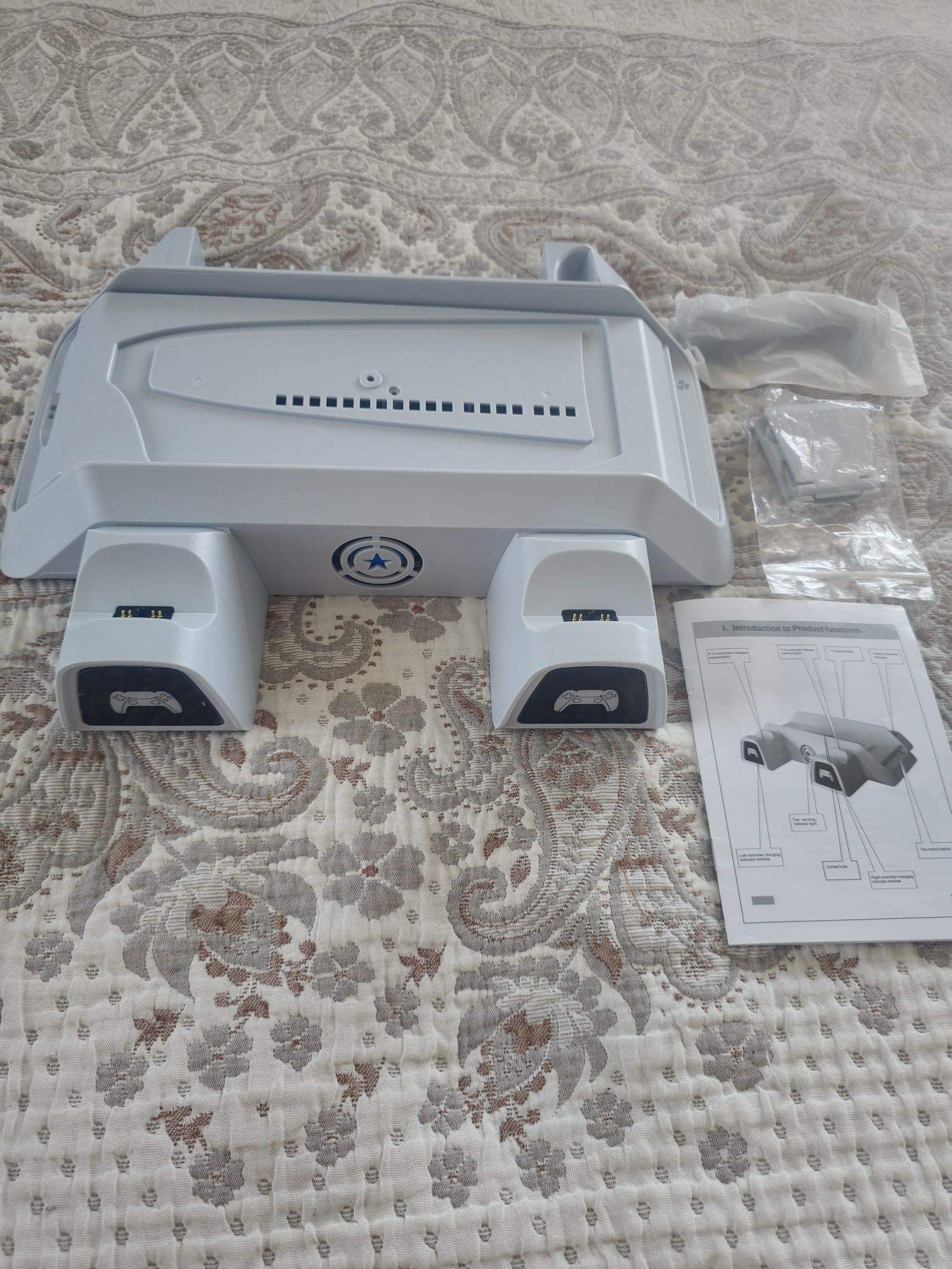 Многофункциональная охлаждающая подставка для консоли  Sony PS 5
