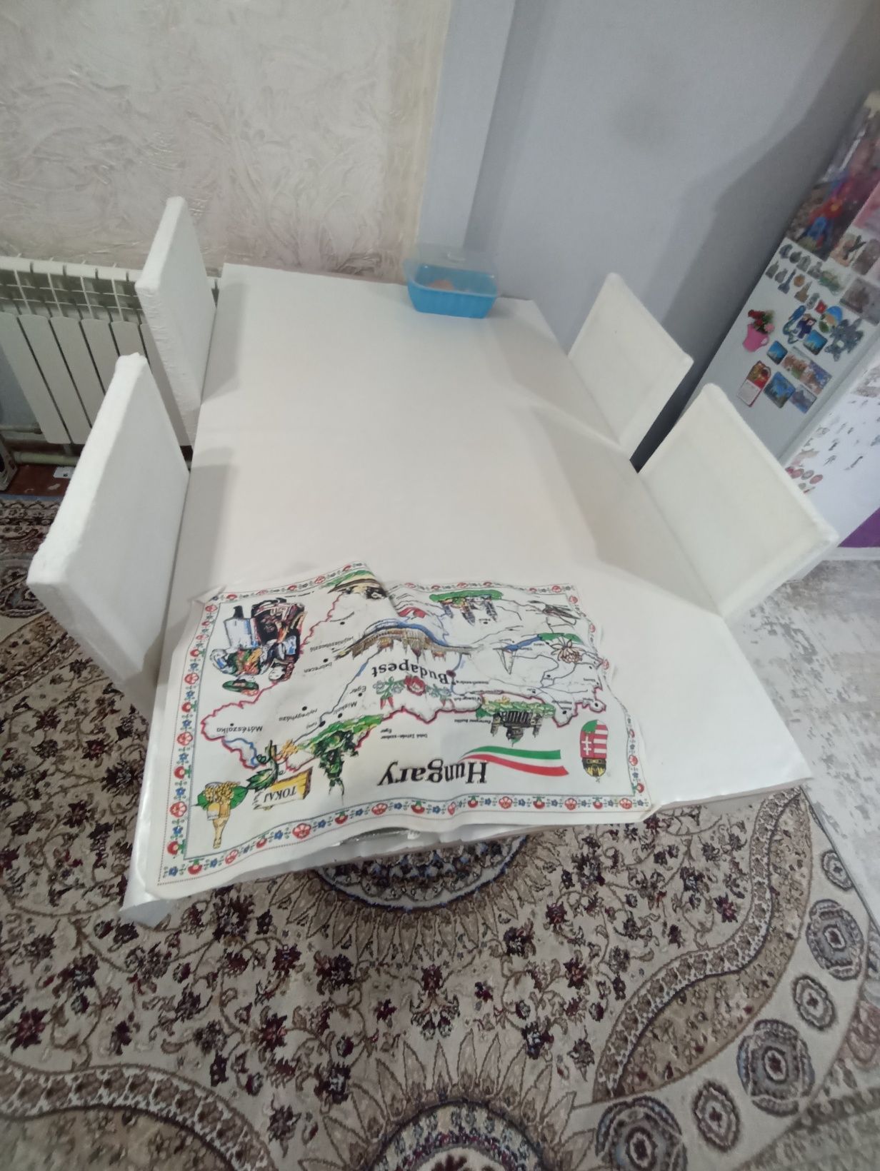 Продам стол почти новый