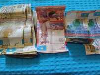 Банкноты тенге.,продам старые тенге