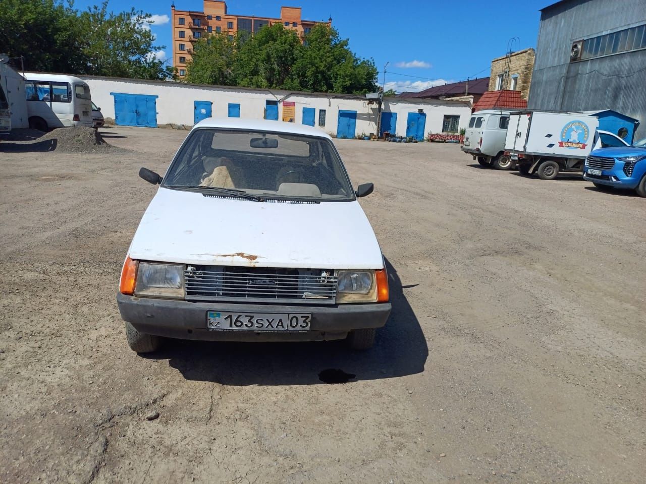Продам легковой автомобиль Таврия .В хорошем состоянии. На ходу.