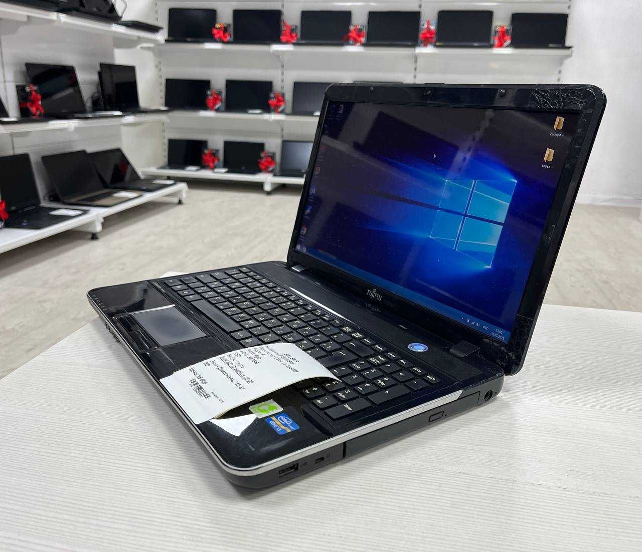 Рабочий ноутбук по доступной цене Fujitsu Core i3*ОЗУ 4*HDd 320