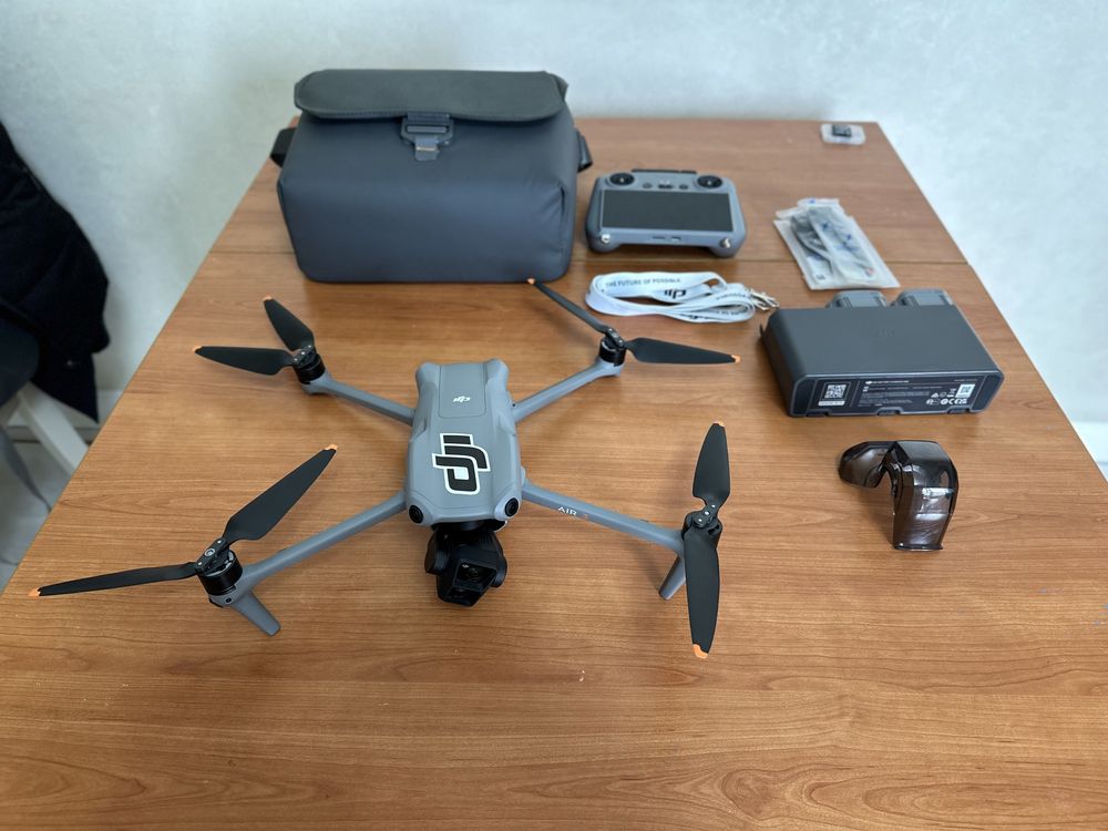 Дрон DJI AIR 3.                                                      .