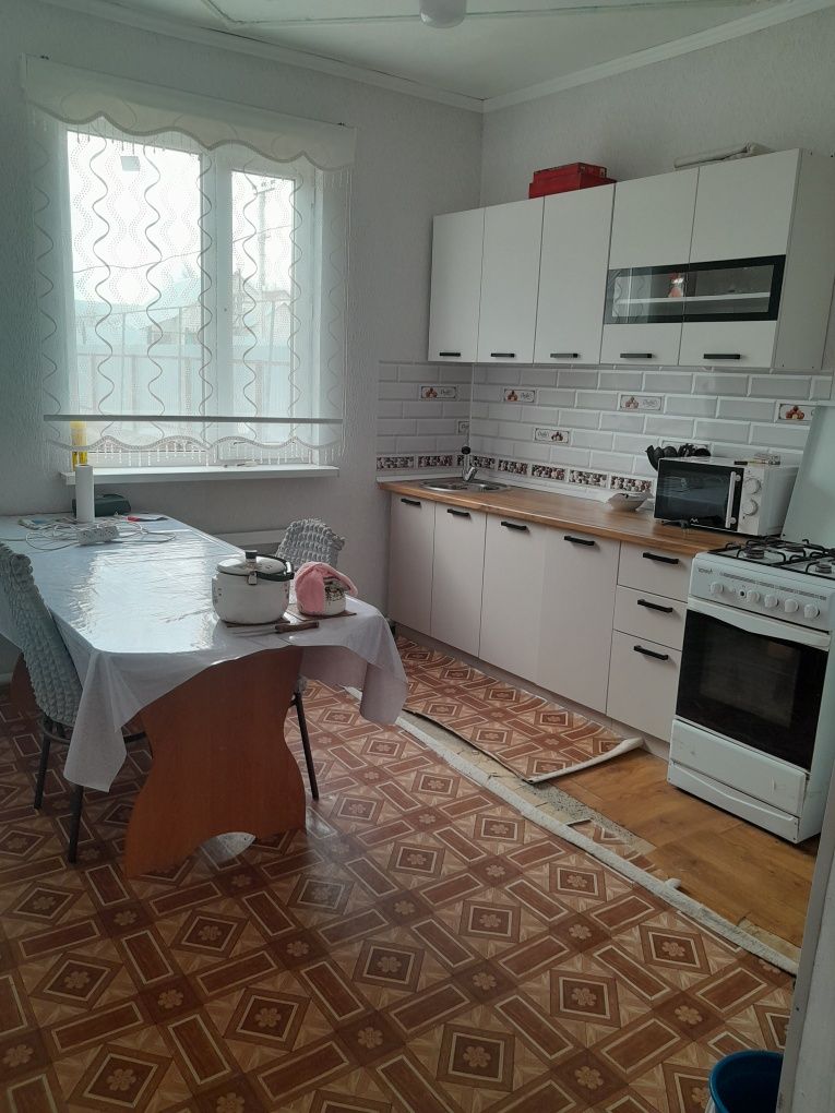 Птицефабрикадан 4 бөлмелі үй сатылады