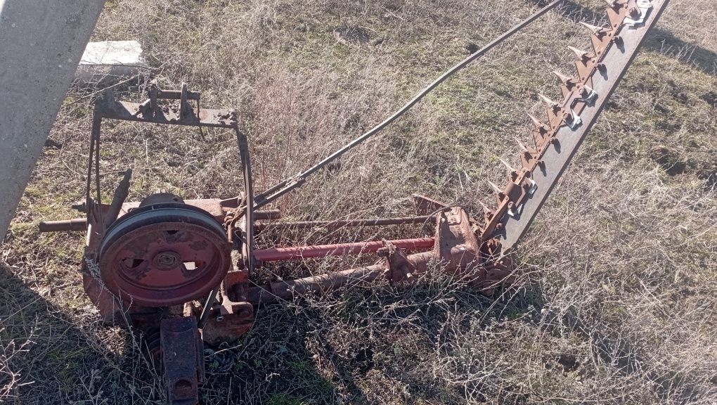 Продам косилку однобруску и трактор т40