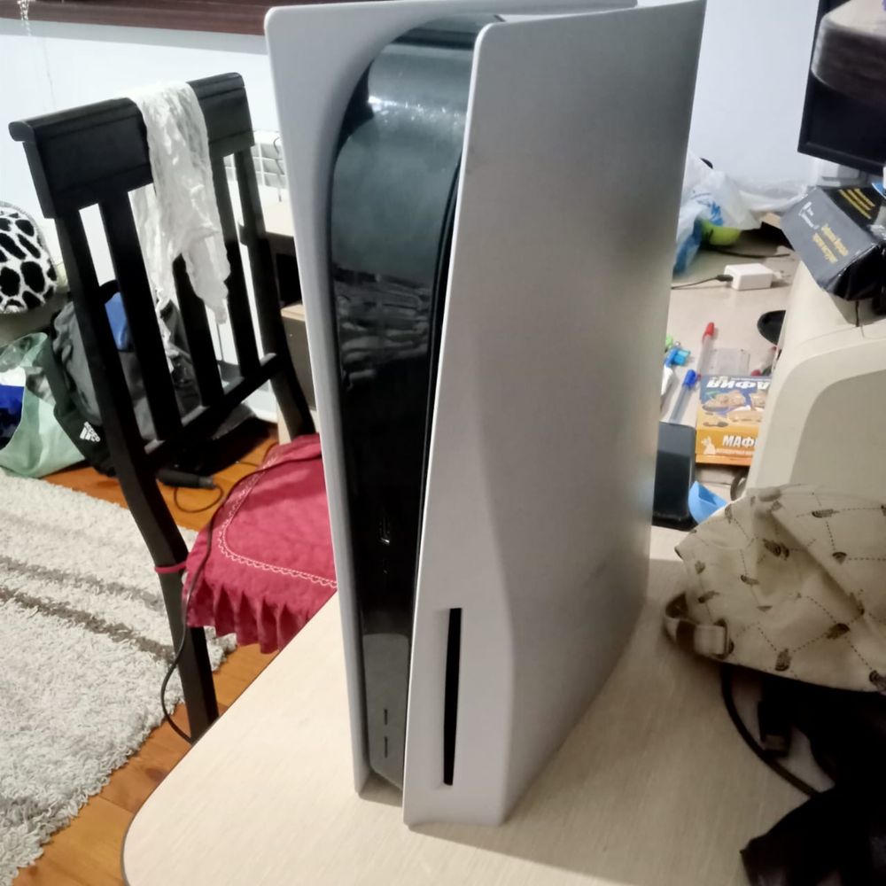 Игровая приставка Sony Playstation 5+геймпад+зарядная станция+все игры