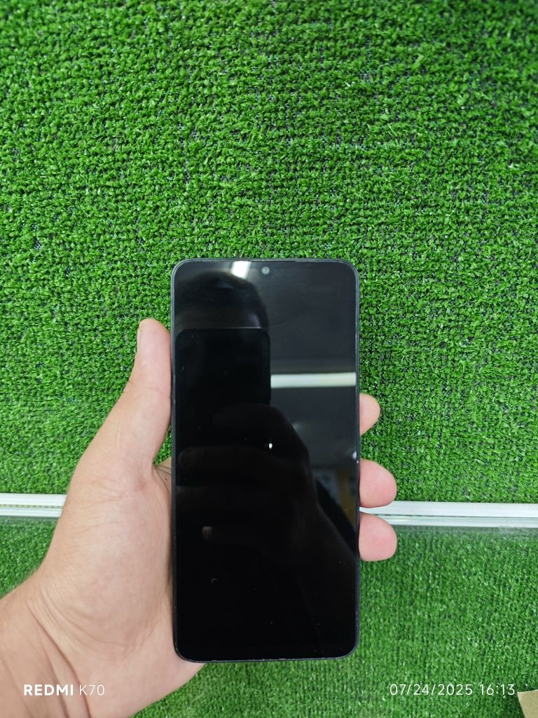 Redmi 13 C 256gb.
