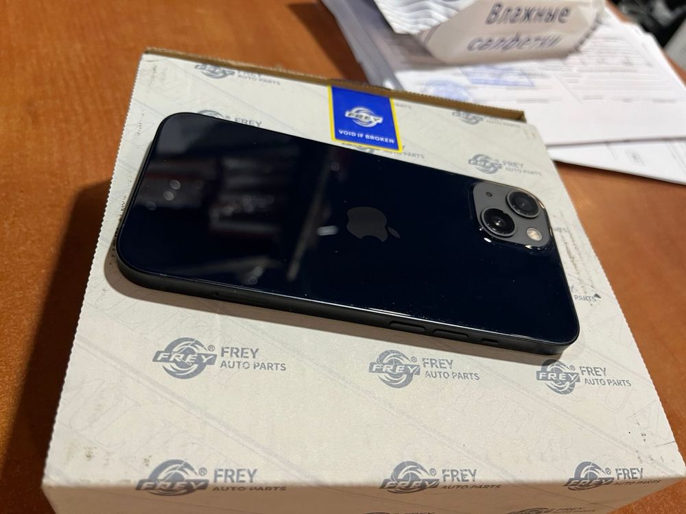 Айфон 13 256гб продам