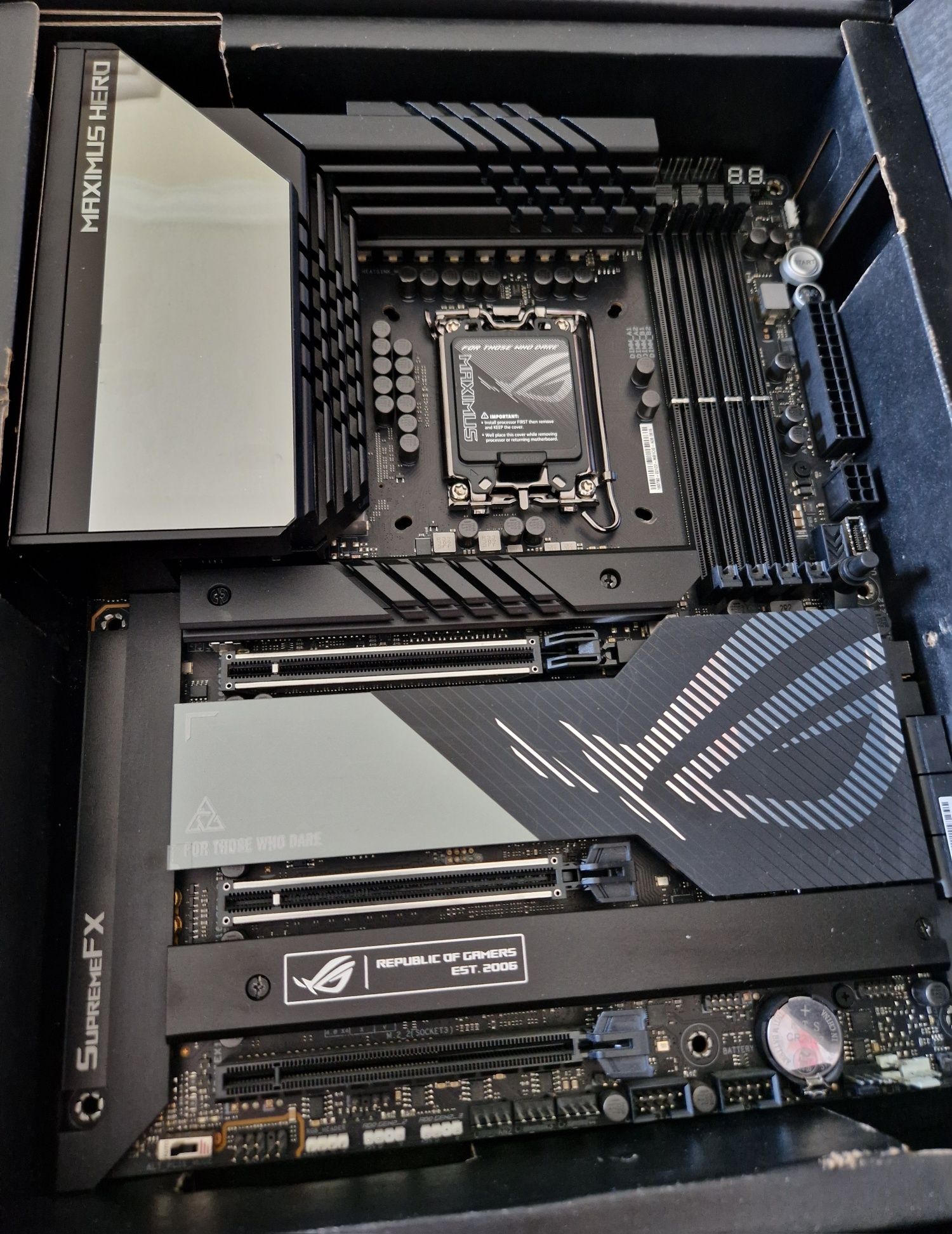 Материнская плата Asus ROG Maximus Z790 HERO LGA1700 DDR5