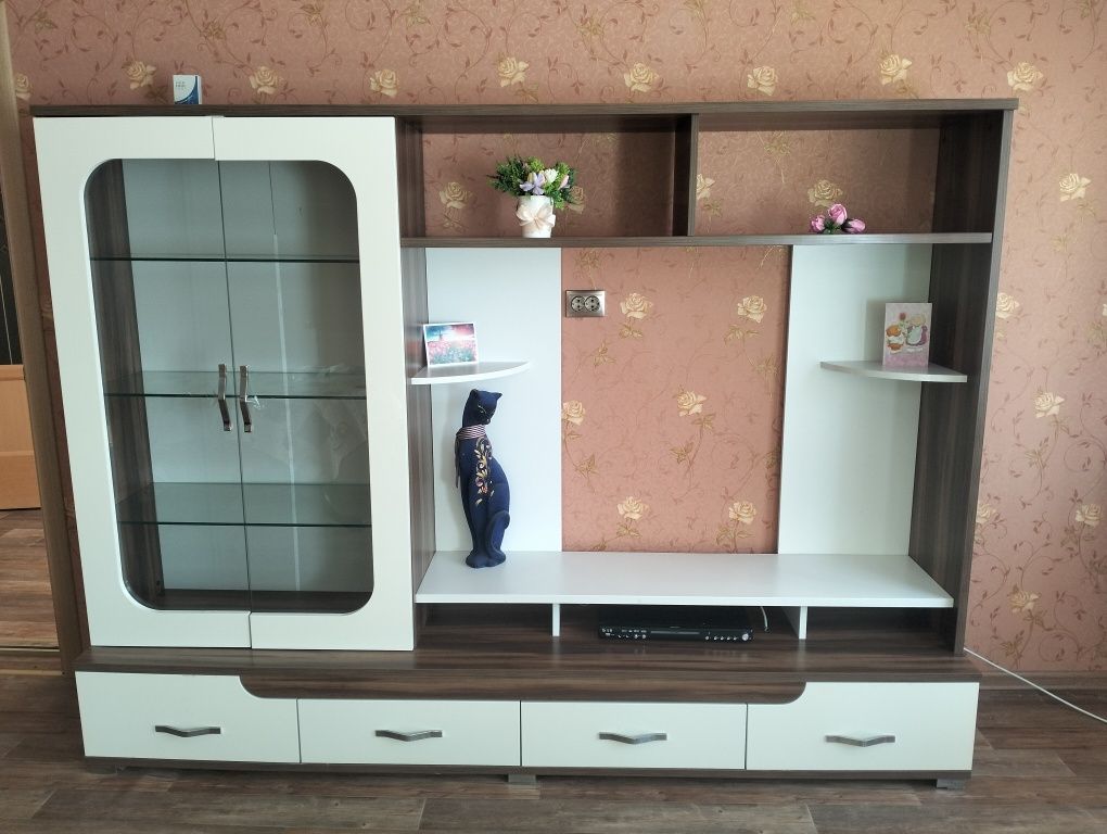 Продам стенку горку