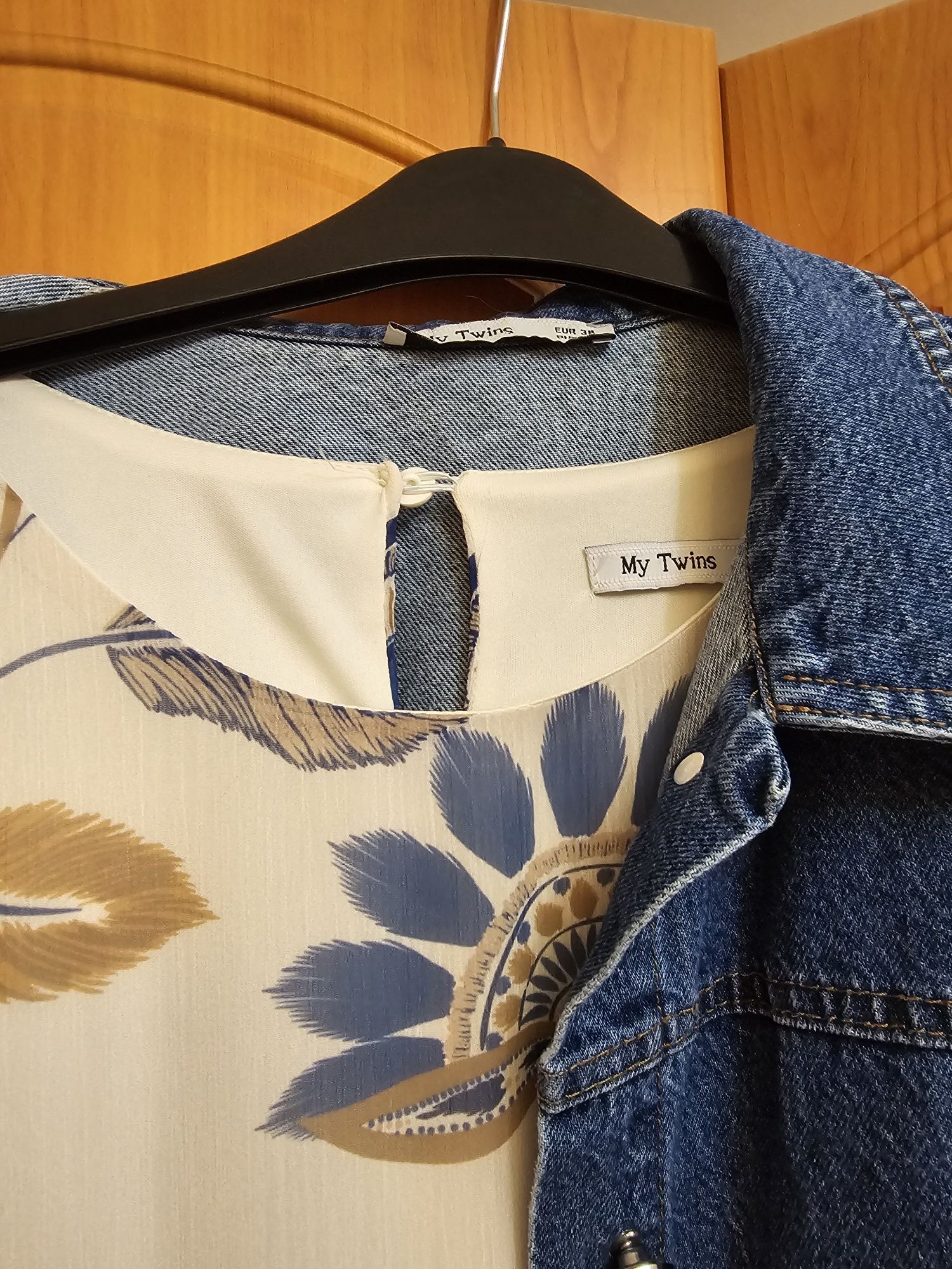 Продам женскую двойку(платье +джинсовая куртка), размер 44 Турция