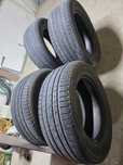 265/60/18 Pirelli scorpion