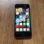 Iphone SE  память 32 гига