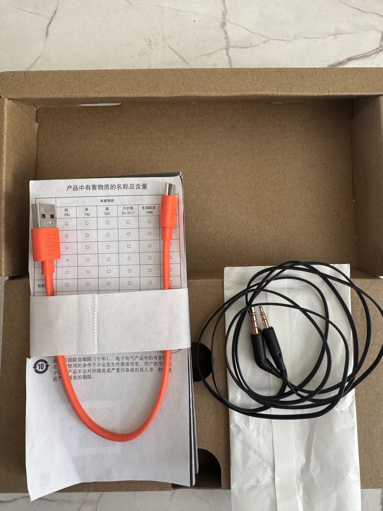 JBL tune 720BT черный