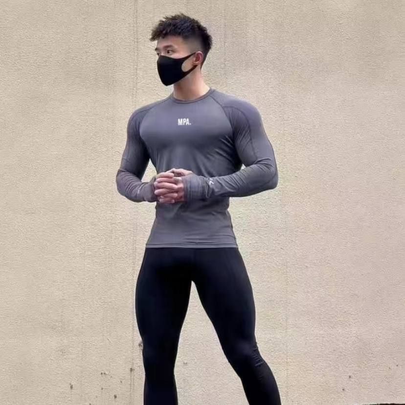 Мужской спортивный рашгард