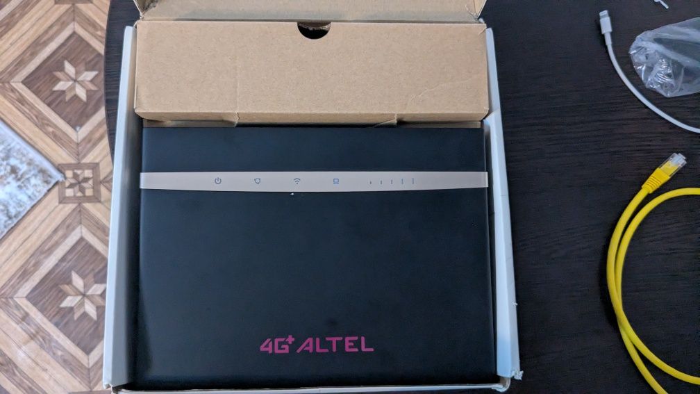 Продам роутер алтел теле2