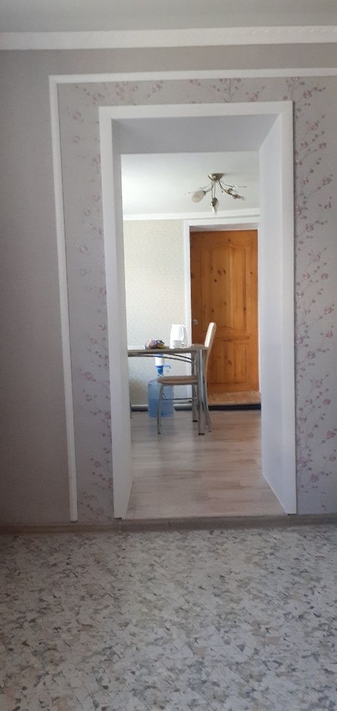 Сдаю комнату+кухня.отдельный вход