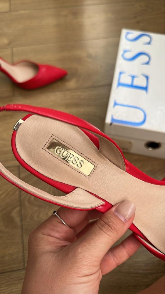 Туфли GUESS оригинал