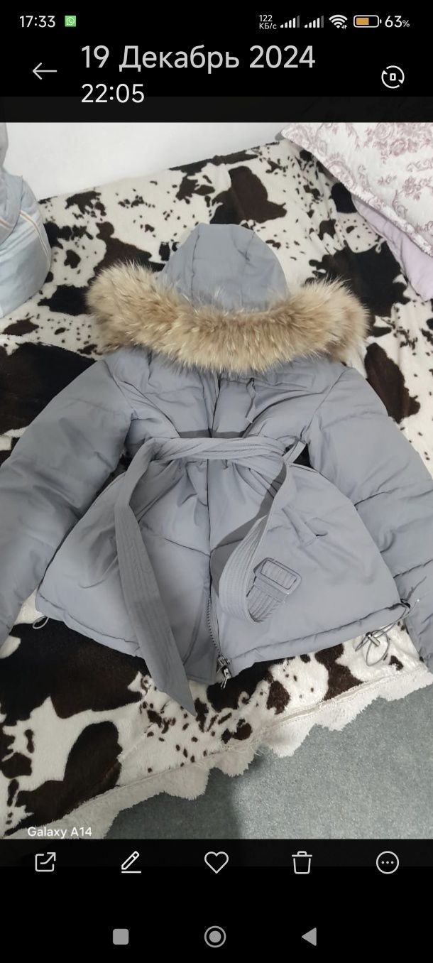 Срочно продам  курточки разные