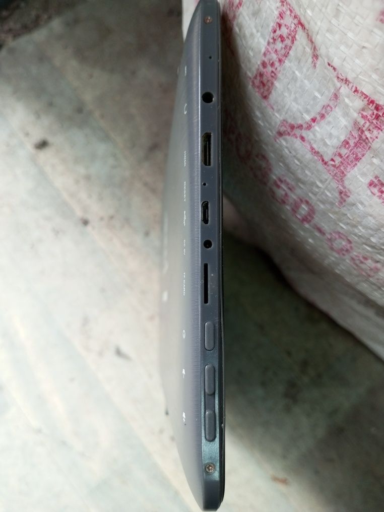 Планшет Blaupunkt 1001 dvbt.