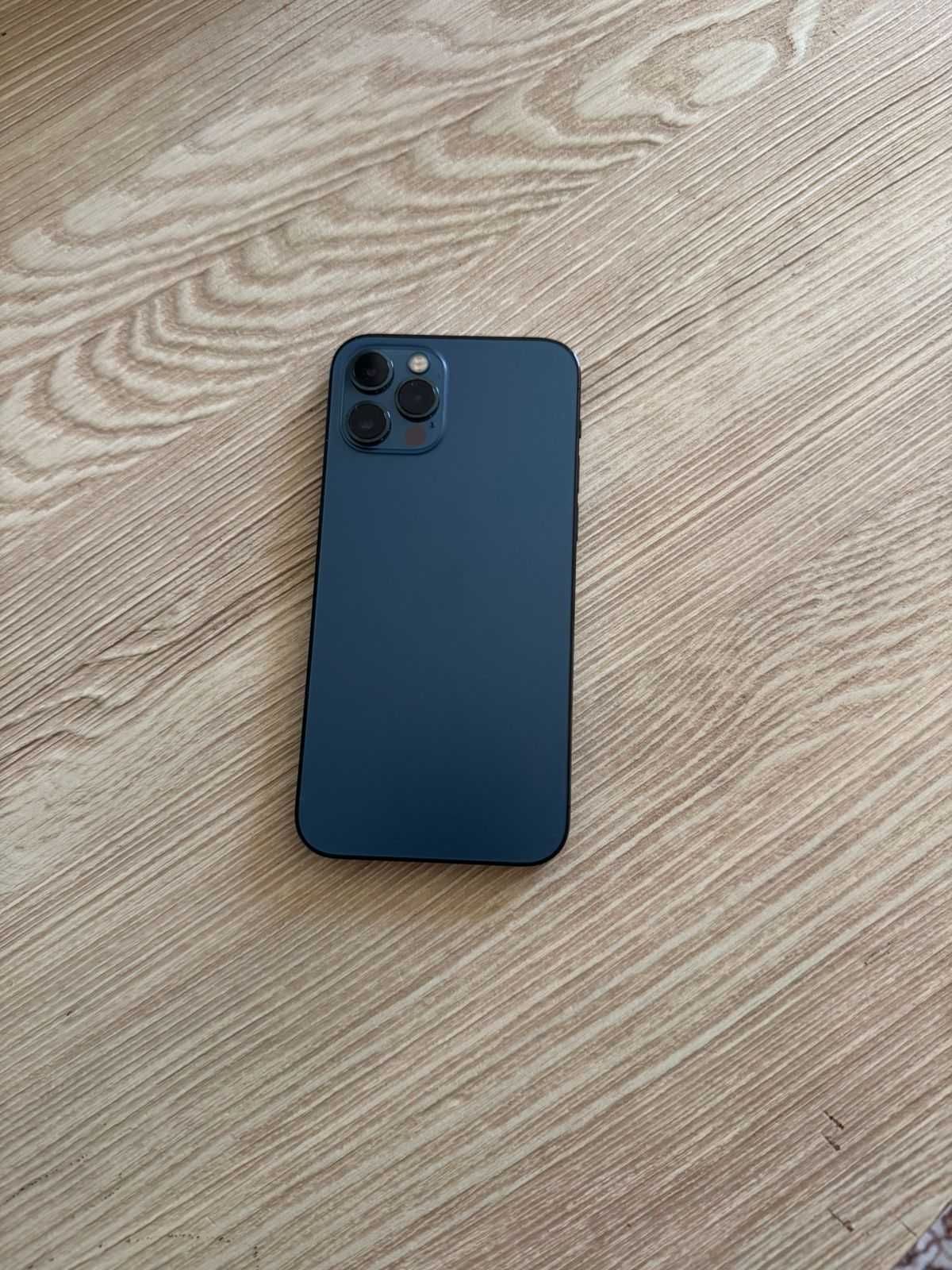 телефон iPhon 12 Pro