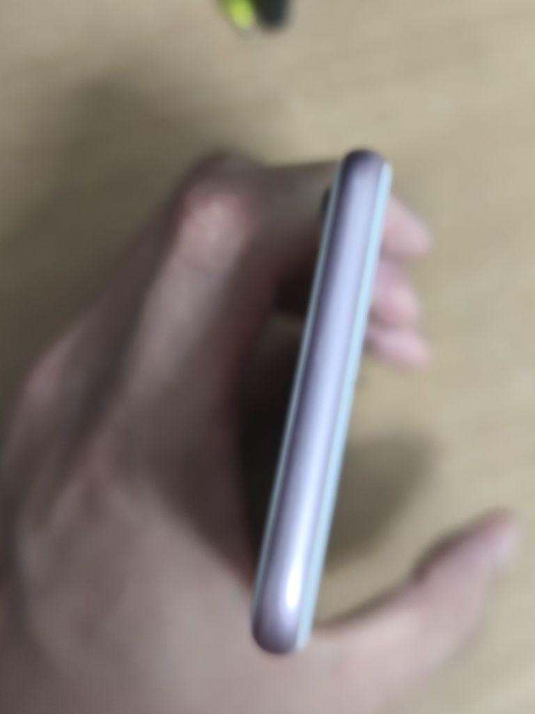 iPhone 7. 32g. Rose